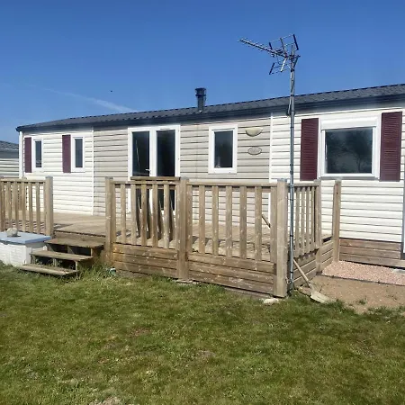 Le Bonheur Est Dans Le Pre. Le Tréport